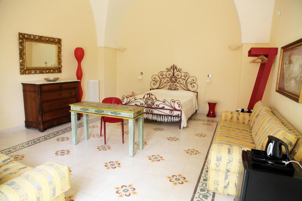 Villa Urso Bed&Breakfast Monteroni di Lecce Buitenkant foto